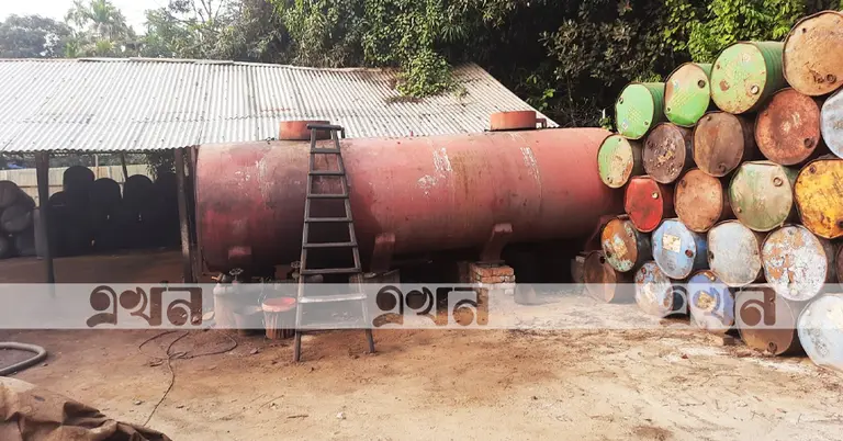 মজুতকৃত জ্বালানি তেলের ট্যাংকার